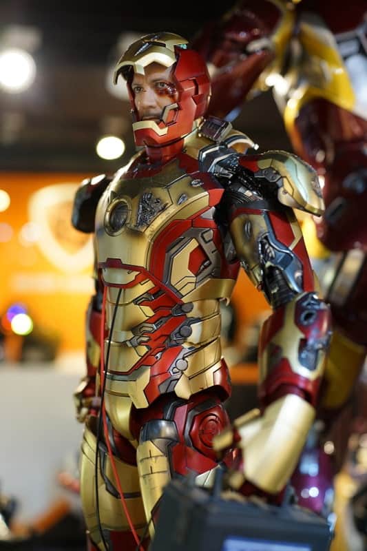 Tony Stark suit-up