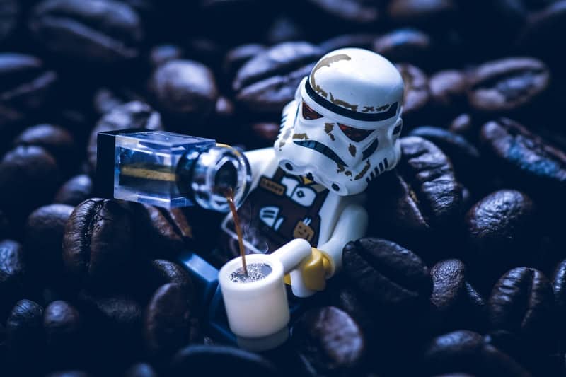 lego star wars pouring out drink